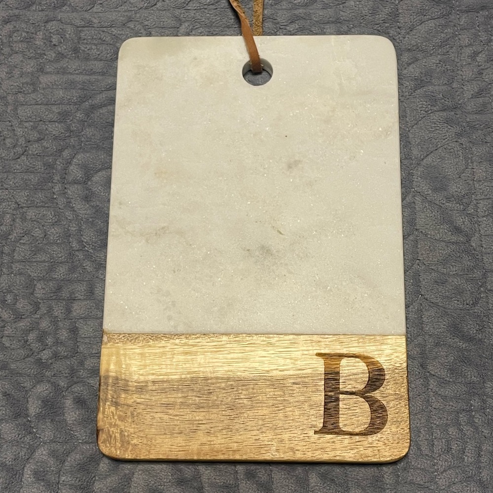 Artisanal Kitchen Supply Marble and Wood Cutting Board with Initial B